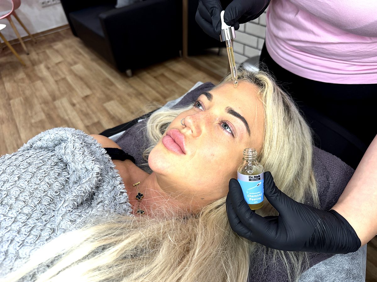 Kurs online peeling chemiczny