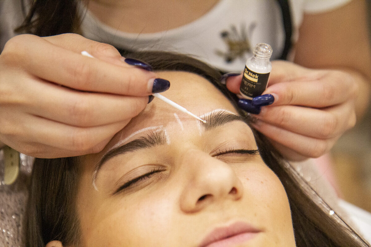 Kurs online koreański lash lifting